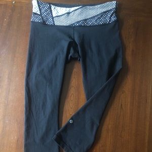 Lululemon Wunder Under Black crops